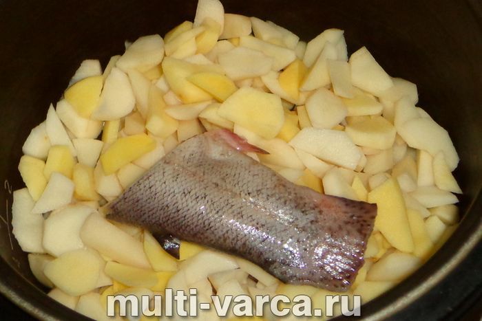 Суп із форелі в мультиварці