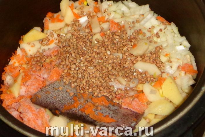Суп із форелі в мультиварці