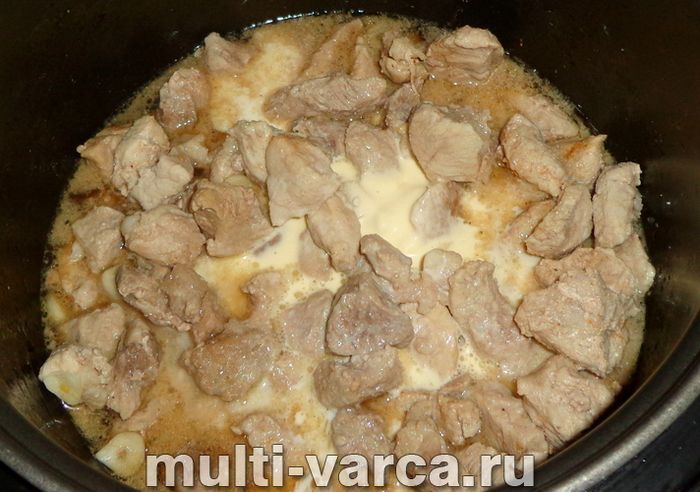 Свинина в кисло-солодкому соусі в мультиварці