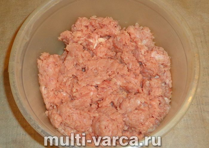 Тефтелі з індички в мультиварці на пару