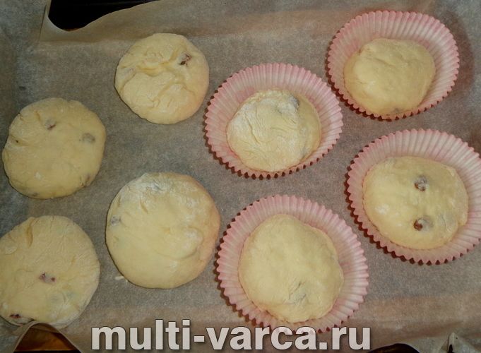 Великодні булочки