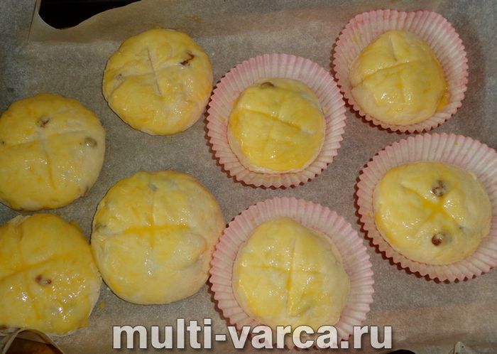 Великодні булочки