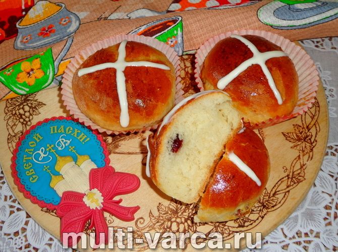 Великодні булочки
