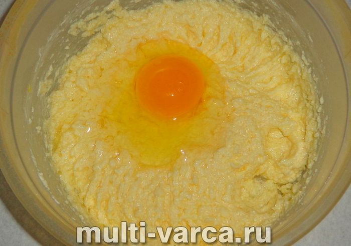 Апельсиновий кекс у мультиварці