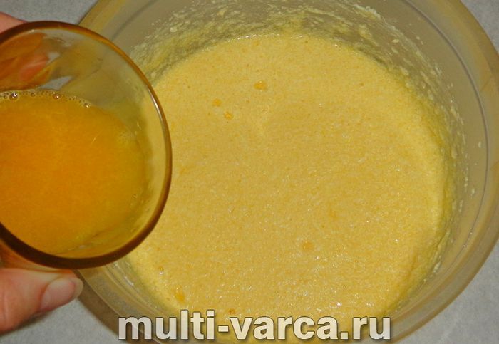 Апельсиновий кекс у мультиварці