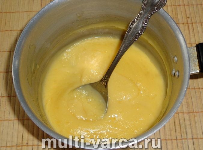 Банановий торт у мультиварці