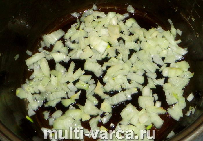 Булгур із курячими ніжками в мультиварці
