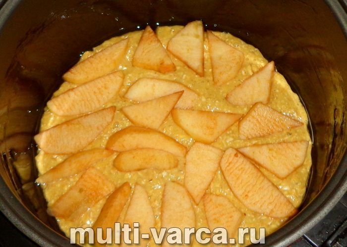 Дієтична шарлотка з яблуками без цукру, без олії та без борошна