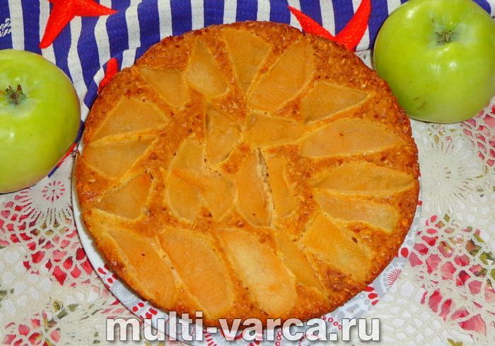 Дієтична шарлотка з яблуками без цукру, без олії та без борошна