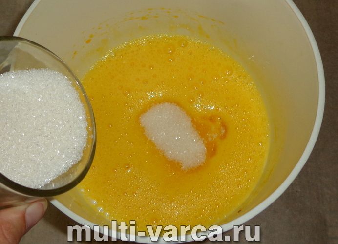 Гарбузовий кекс у мультиварці