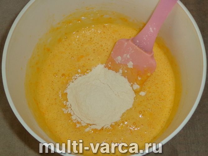 Гарбузовий кекс у мультиварці