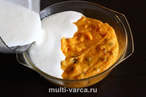 Гарбузовий пудинг із родзинками