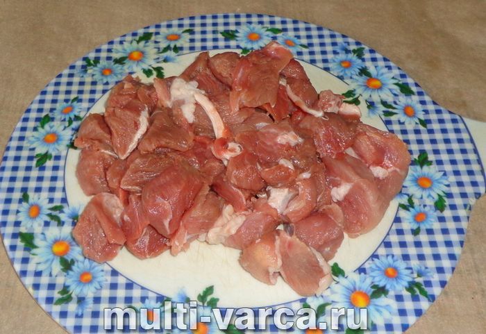 Гречка зі свининою та грибами в мультиварці