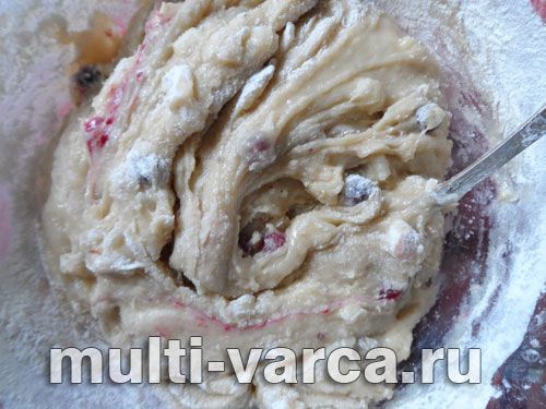 Імбирно-коричневе печиво з брусницею та яблуком