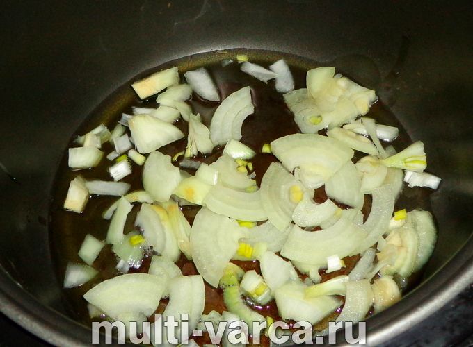 Курячі сердечка з макаронами в мультиварці