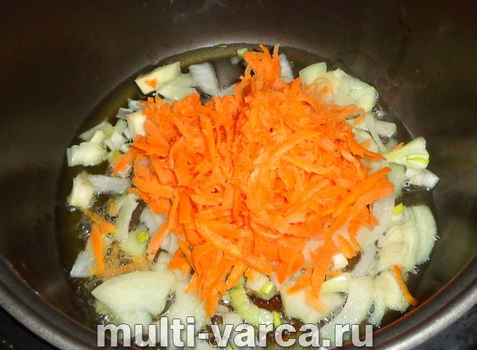 Курячі сердечка з макаронами в мультиварці