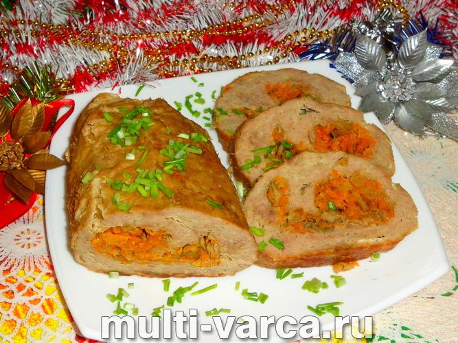 Курячий рулет з овочами в духовці