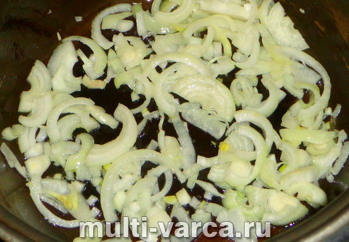 Курка в молоці в мультиварці