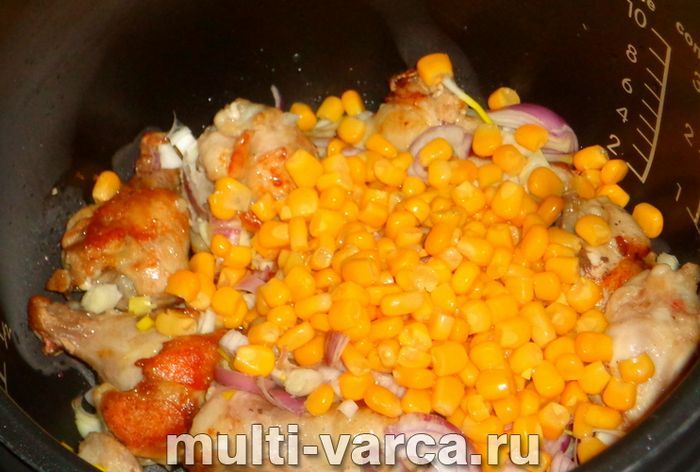 Курка з кукурудзою