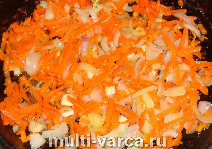 Квасоля в томатному соусі в мультиварці
