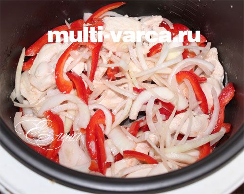 Макарони з куркою в мультиварці
