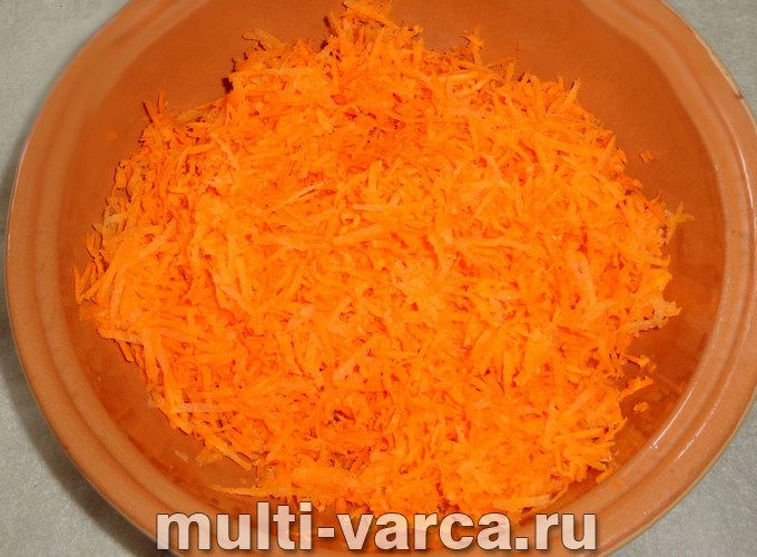 Морквяні котлети на пару в мультиварці