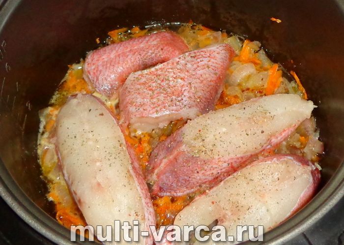 Морський окунь у мультиварці