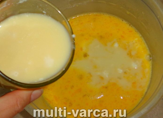 Наливний рибний пиріг на кефірі в мультиварці