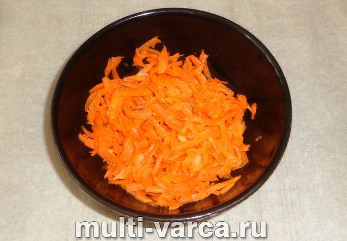 Печеня з реберцями в мультиварці