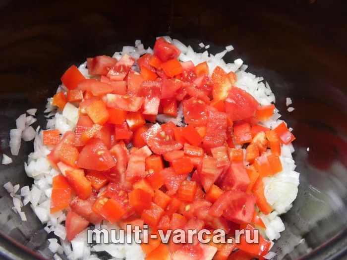Рис з овочами та квасолею в мультиварці