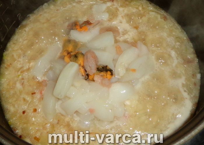 Ризото з морепродуктами в мультиварці