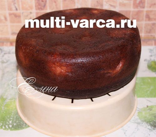 Шоколадний пиріг із сирними кульками