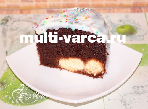 Шоколадний пиріг із сирними кульками