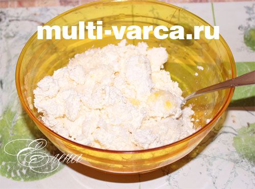 Шоколадний пиріг із сирними кульками