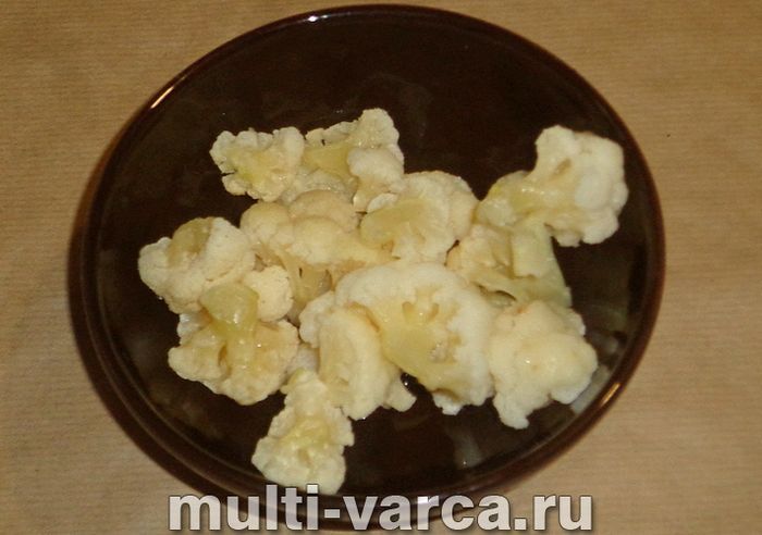 Скумбрія з овочами