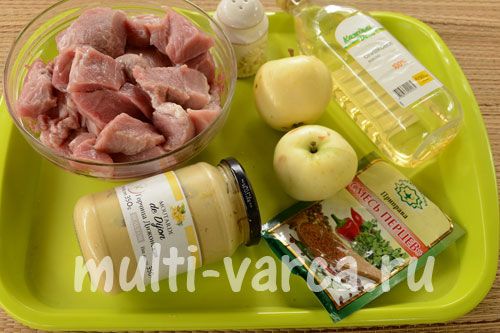 Смачна свинина з яблуками