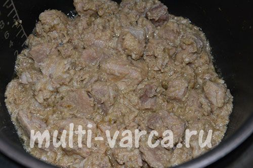 Смачна свинина з яблуками