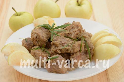 Смачна свинина з яблуками