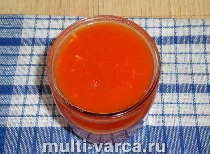 Томатний кетчуп із яблуками на зиму