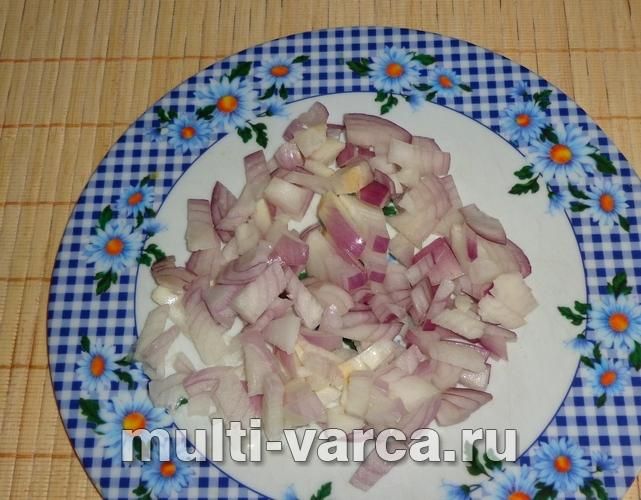 Тушкована курка з рисом у мультиварці