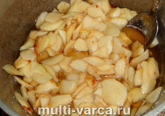 Варення з яблук із корицею на зиму
