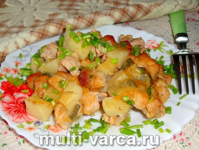 Запечена курка з кабачком і картоплею