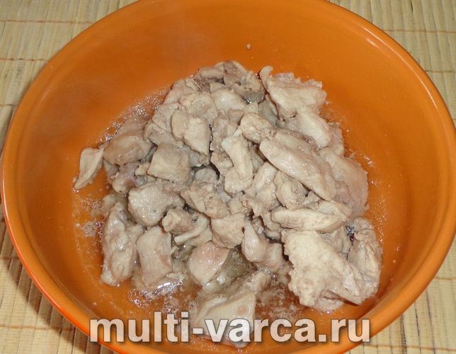 Запечена курка з кабачком і картоплею