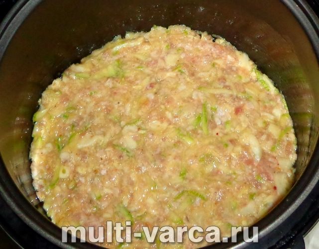 Запіканка з кабачків і капусти в мультиварці