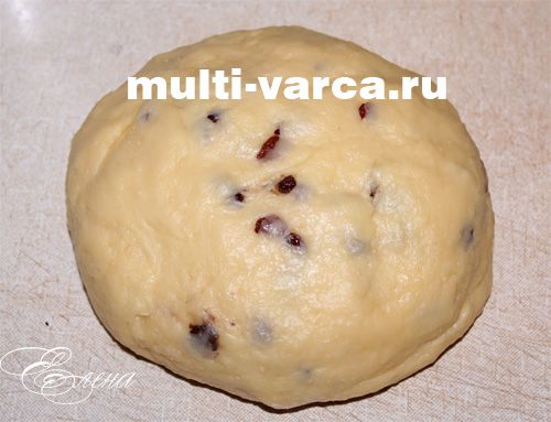 Цитрусова паска з родзинками в мультиварці