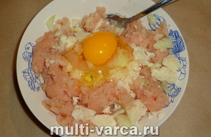 Фрикадельки з індички на пару