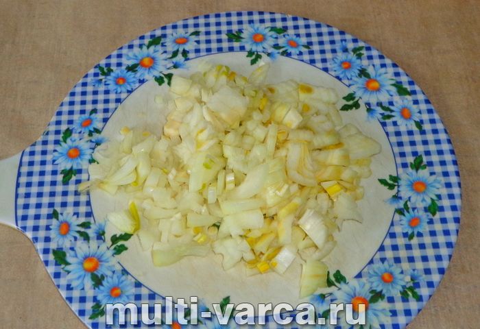 Гороховий суп з індичкою в мультиварці
