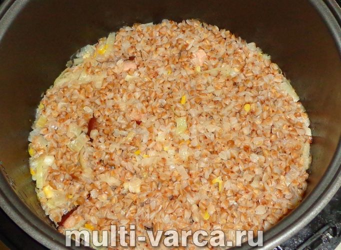 Гречка з копченостями в мультиварці