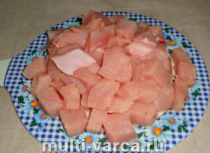 Індичка з чорносливом у мультиварці