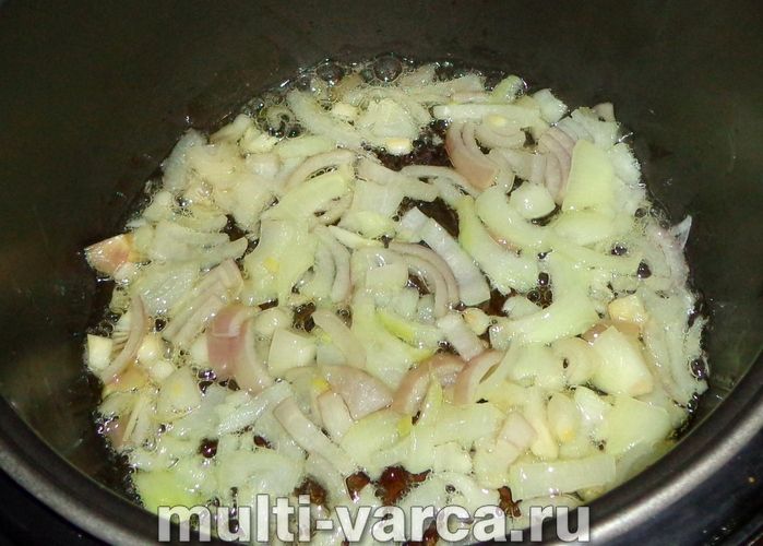 Індичка з чорносливом у мультиварці
